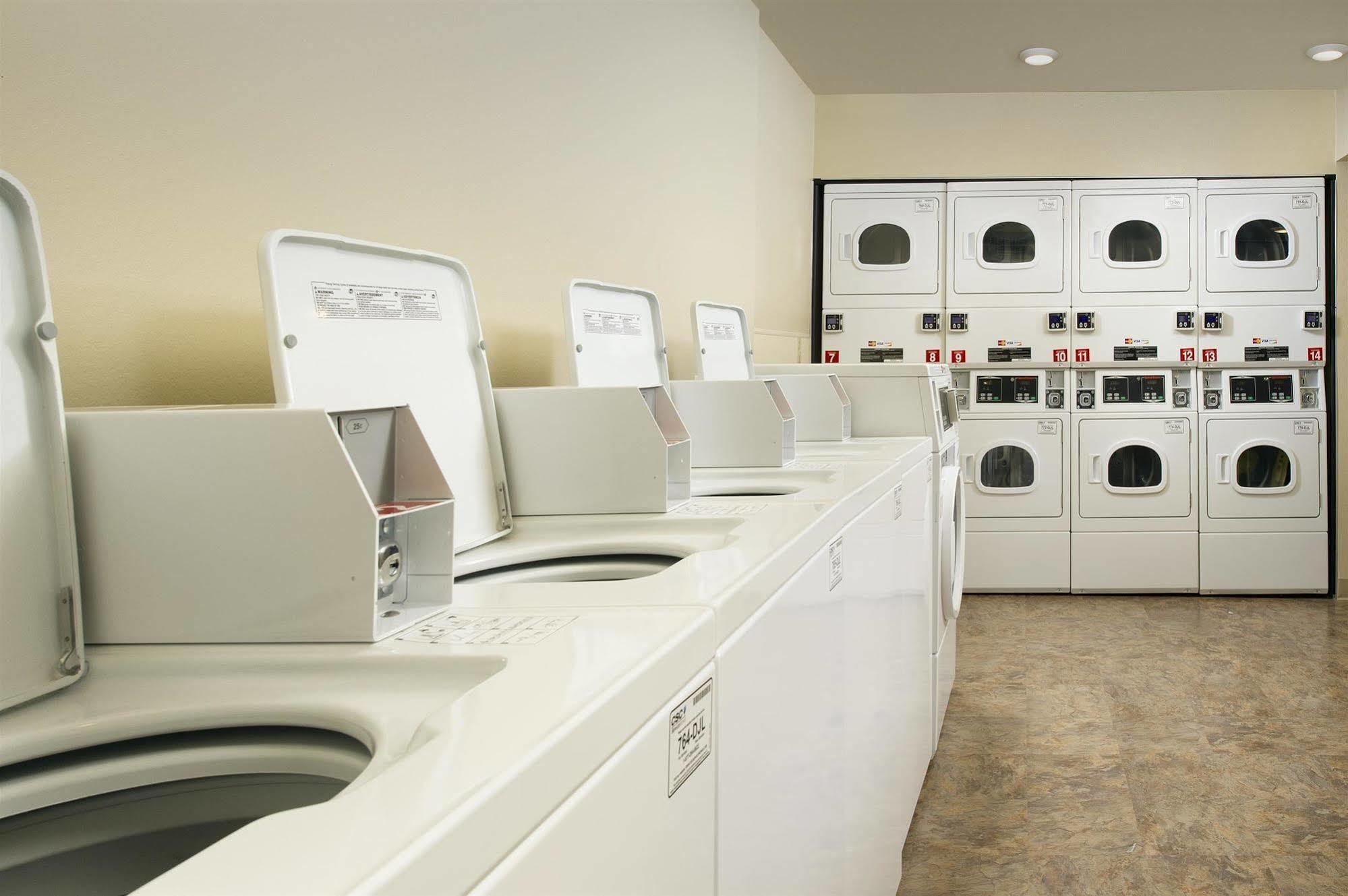 Extended Stay America Select Suites - Colorado Springs Bagian luar foto